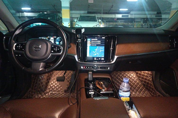 Used Volvo S90 New Energy 2020 T8 e-Drive Hybrid – Zhiyi Luxury Edition