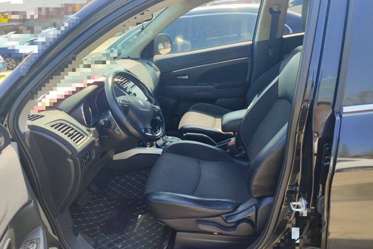 Used Peugeot 4008 2013 2.0L Two-Wheel Drive Fashion Edition
