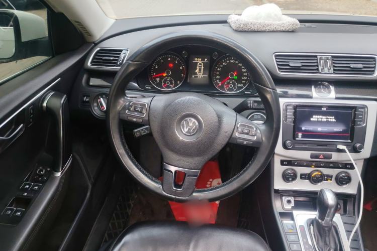 Used Volkswagen Magotan 2015 1.8TSI Luxury Model