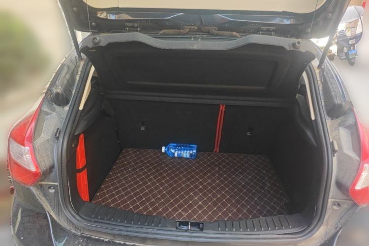 Used Ford Focus 2012 Hatchback 1.6L Manual Comfort Model