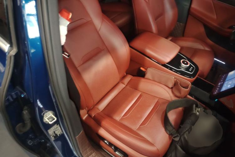 Used SERES SF5 2021 Huawei Smart Selection Four-Wheel Drive Edition Right Front Seat