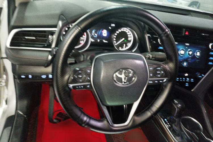 Used Toyota Camry 2019 2.0G Luxury Edition China VI Standard
