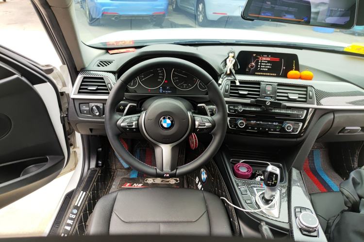 Used BMW 3 Series 2016 320i Fashion Model
