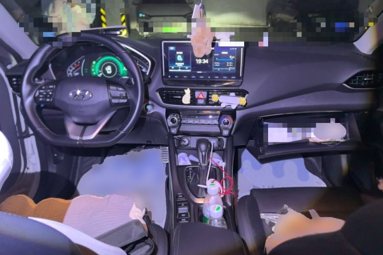 Used Hyundai Lafesta 2019 280TGDi Sport Edition China VI Center Console