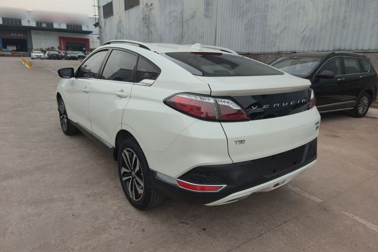 Used Venucia T90 2017 2.0L CVT Smart Edition
