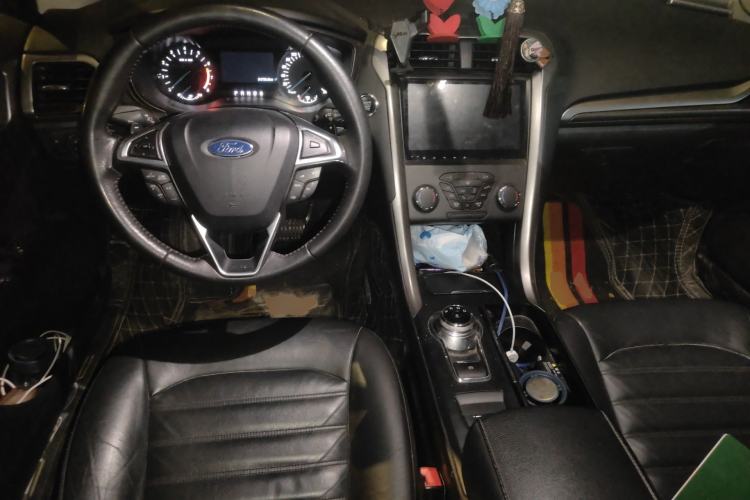 Used Ford Mondeo 2017 Facelifted EcoBoost 180 Fashion Edition Center Console