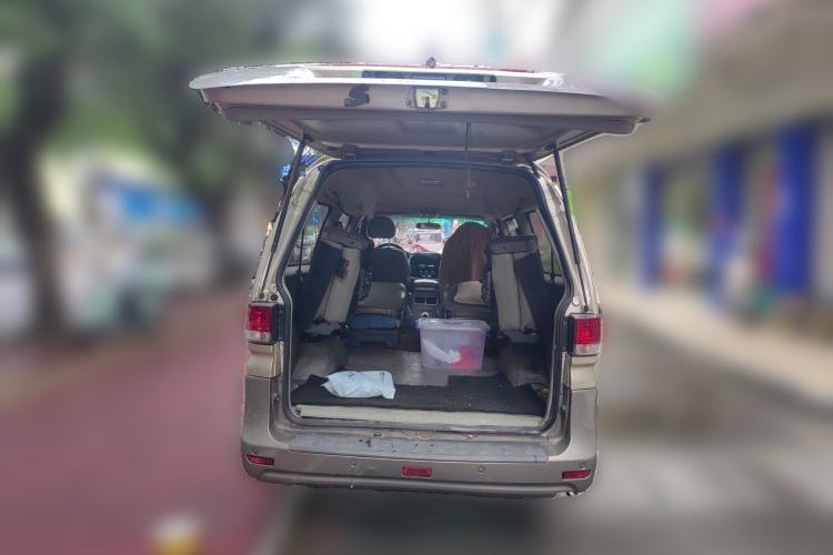 Used FORTHING Lingzhi 2017 M3L 1.6L 7-Seater Comfort Model