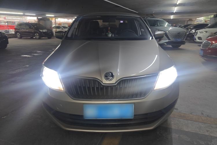 Used Skoda Rapid 2018 1.6L Manual Standard Edition Front