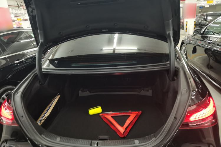 Used Mercedes-Benz E-Class 2023 Restyled E 300 L Sporty and Stylish Edition