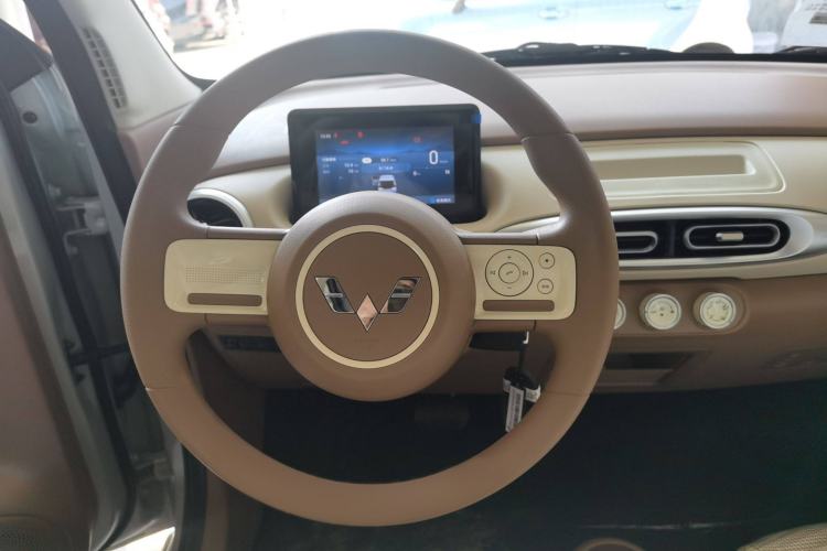 Used Wuling Hongguang MINIEV 2025 Four-Door Version Advanced Edition