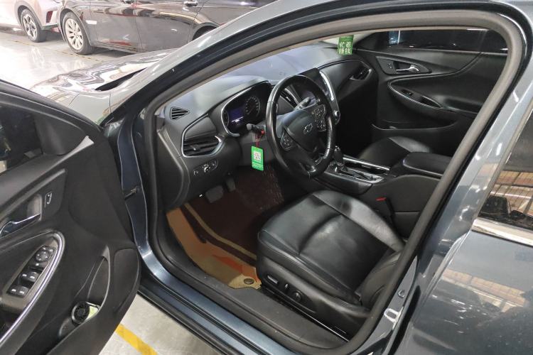 Used Chevrolet Malibu XL 2019 535T CVT Active Version Driver Seat