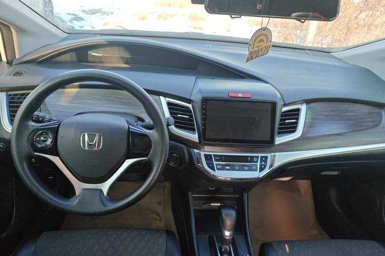 Used Honda Jade 2017 1.8L automatic Comfort version 5 seats