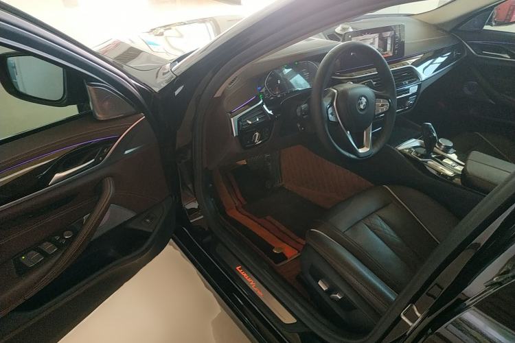 Used BMW 5 Series 2022 Restyled 525Li Luxury Package
