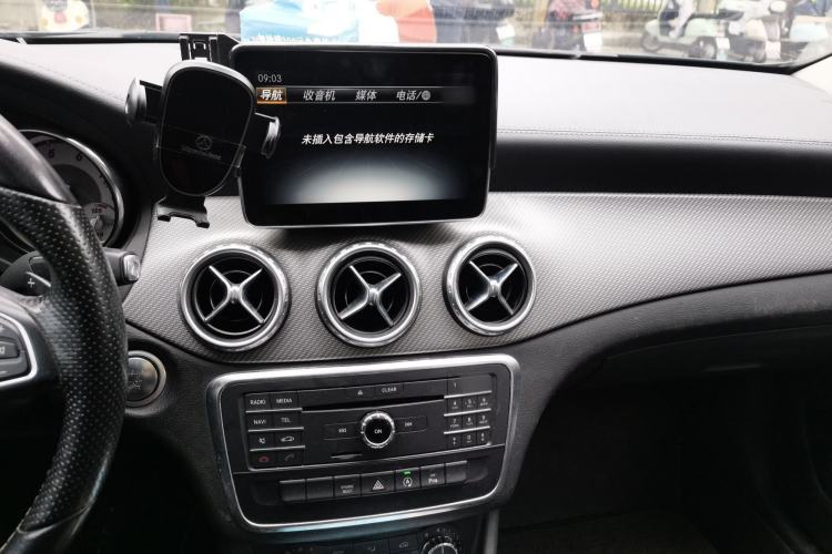 Used Mercedes-Benz GLA 2016 GLA 200 Fashion Model Audio And AC Panel