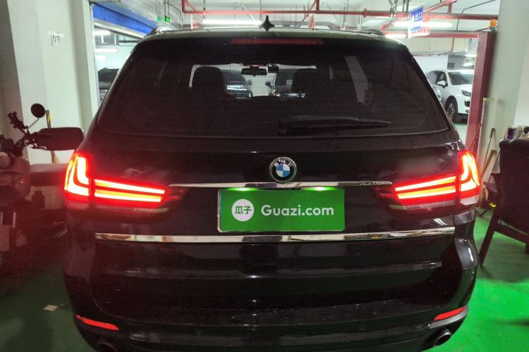 Used BMW X5 2014 xDrive35i Leading Model Rear