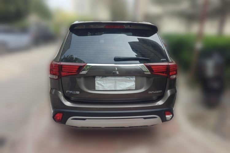 Used Mitsubishi Outlander 2020 2.4L 4x4 Zhi Xiang Edition 5 Seats