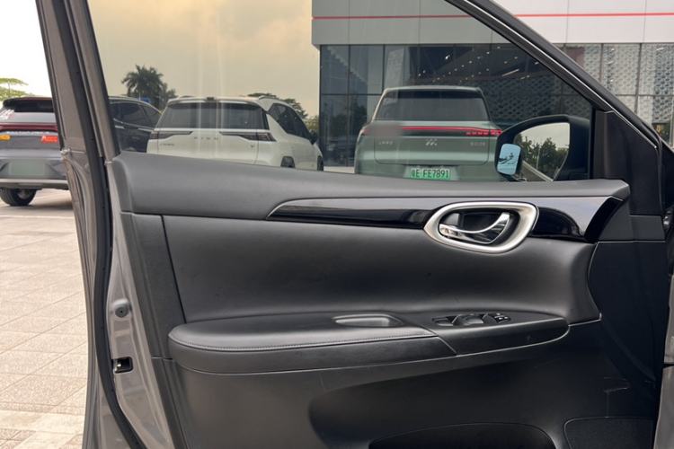 Used Nissan Sylphy 2019 Classic 1.6XL CVT Luxury Edition Interior 10