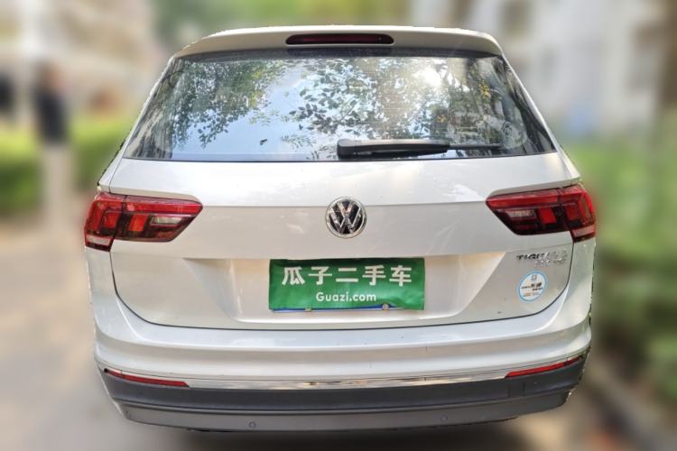 Used Volkswagen Tiguan L 2019 330TSI Automatic Two-Wheel Drive Panoramic Comfort Edition China VI Standard Rear