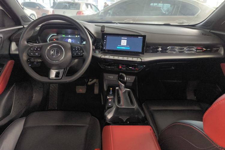 Used MG 5 2023 180 DVVT CVT Luxury Edition
