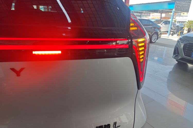 Used Geely Auto FX11 2025 4th Generation 1.5TD DCT Jinxiu