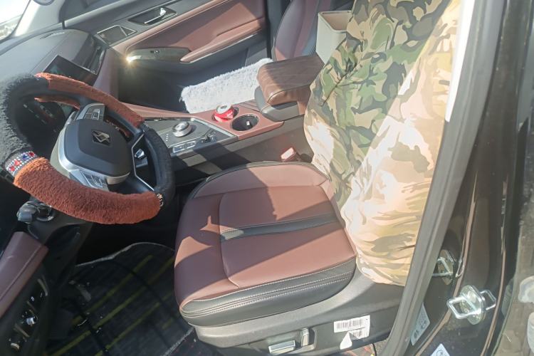 Used SOL X8 PLUS 2023 1.5 TGDI DCT Smart Edition 7-Seater
