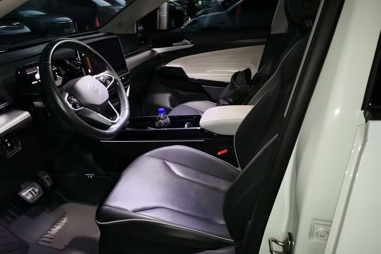 Used Volkswagen ID.6 X 2021 Pure Edition Left Front Seat