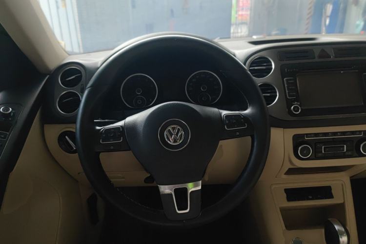 Used Volkswagen Tiguan 2012 2.0 TSI Automatic All-Wheel Drive Flagship Edition