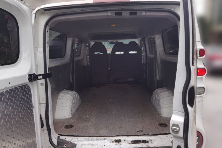 Used SAIC MAXUS Dana V1 2024 V1 Short Wheelbase Low-Roof Multi-Function Version (51 kWh) Trunk