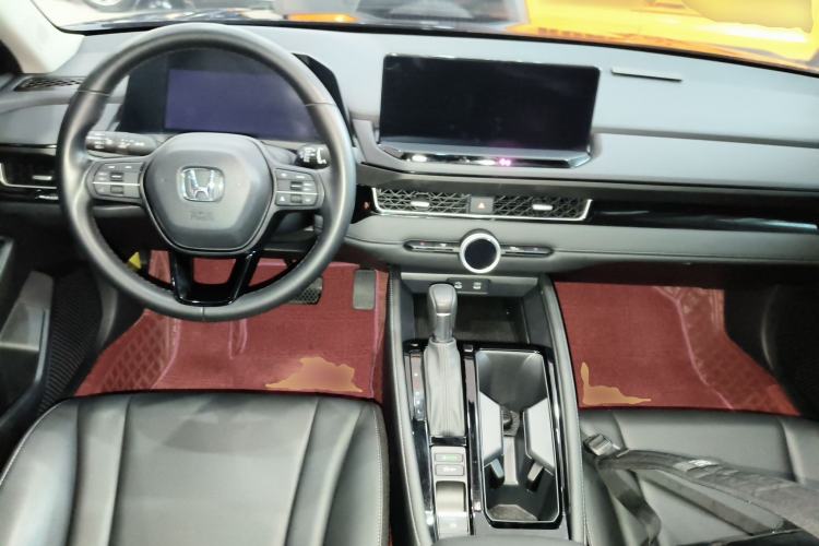 Used Honda Inspire 2023 260TURBO Deluxe Edition Center Console