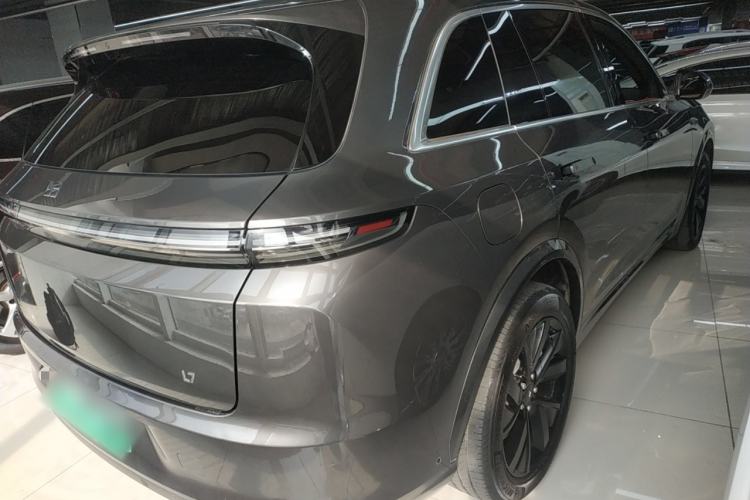 Used Li Auto L7 2023 Air model

