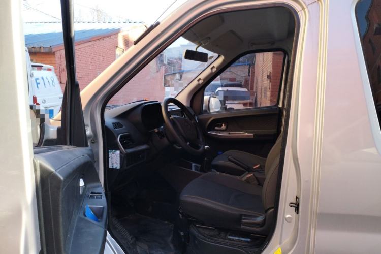 Used CHANGAN KAICHENG Ruixing M60 2023 1.5L GDI Comfort Van 2-Seater
