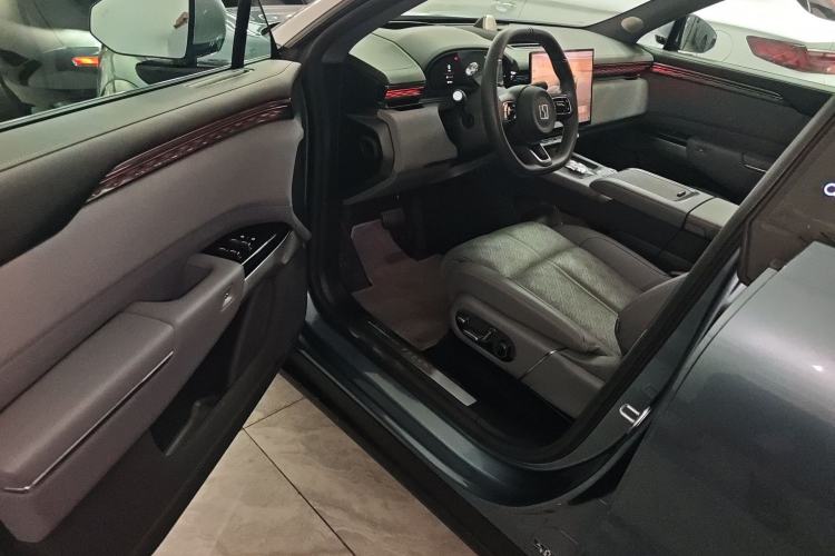 Used Zeekr 7X 2025 75 kWh Rear-Wheel Drive Intelligent Driving Version
