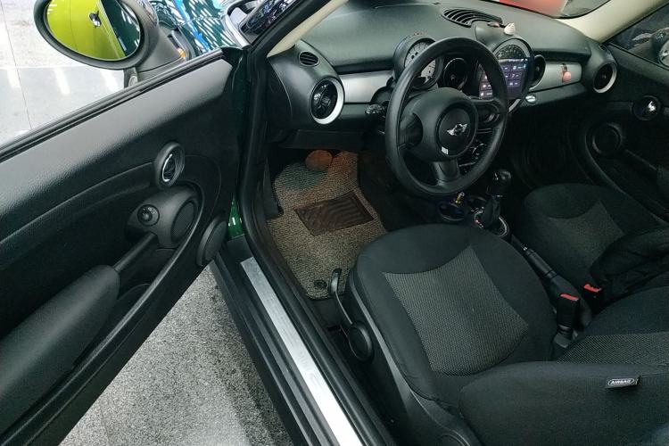 Used MINI MINI 2011 1.6L ONE
