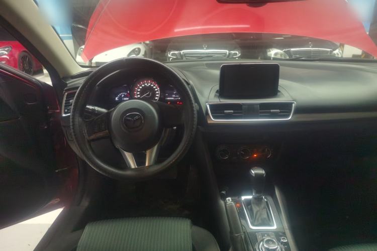 Used Mazda 3 Axela 2016 Sedan 1.5L Automatic Comfort Model