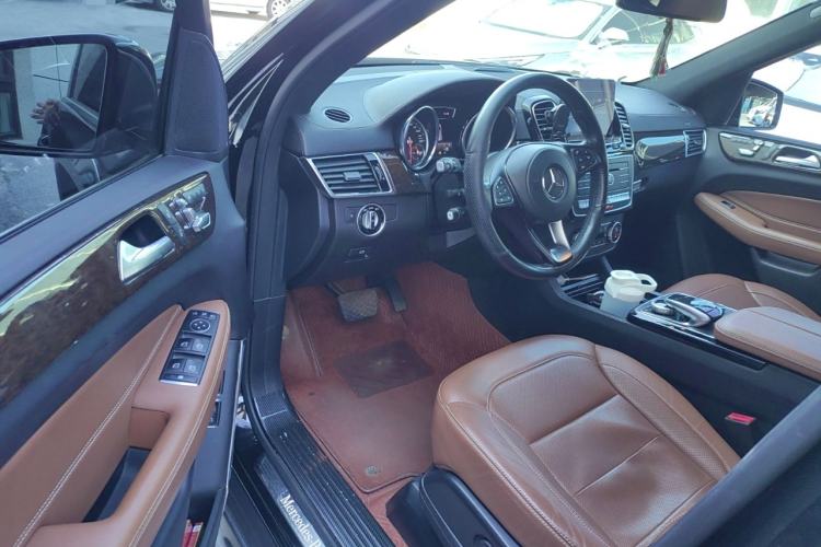 Used Mercedes-Benz GLS 2018 Refreshed GLS 400 4MATIC Dynamic Edition Driver Seat