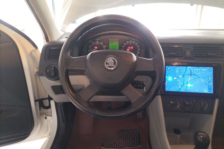 Used Skoda Rapid 2013 1.4L Manual Enjoyment Model
