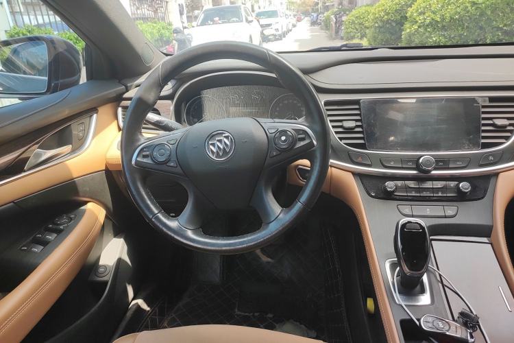 Used Buick LaCrosse 2018 28T Elite Edition Steering Wheel