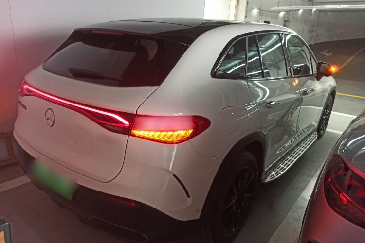 Used Mercedes-Benz EQE SUV 2024 350 4MATIC Pioneer Edition Rear Right 45 Deg