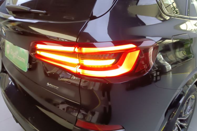 Used BMW X5 2022 Restyled xDrive 30Li Luxury Version M Sport Package
