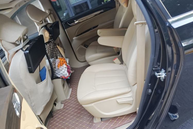 Used Baojun 730 2016 1.5L Manual Comfort Version 7 Seats China V Emission Standard
