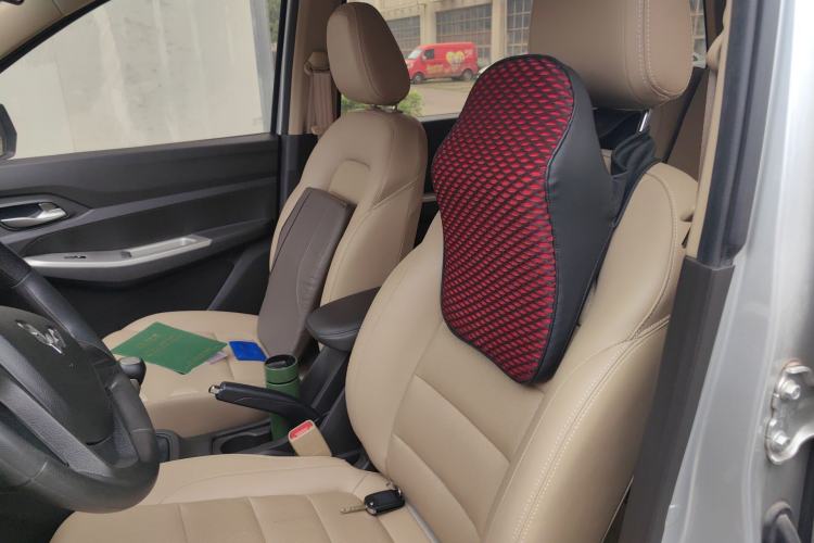 Used Wuling Hongguang 2019 1.5L S Comfort Edition China VI LAR
