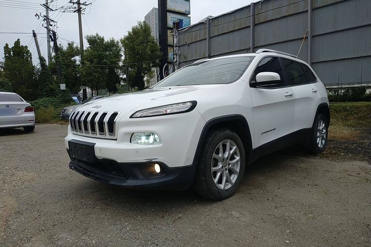 Used Jeep Cherokee 2016 2.0L Smart Version
