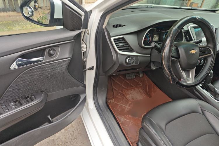 Used Chevrolet Cavalier 2019 320 Automatic Xinyue Edition Interior 3