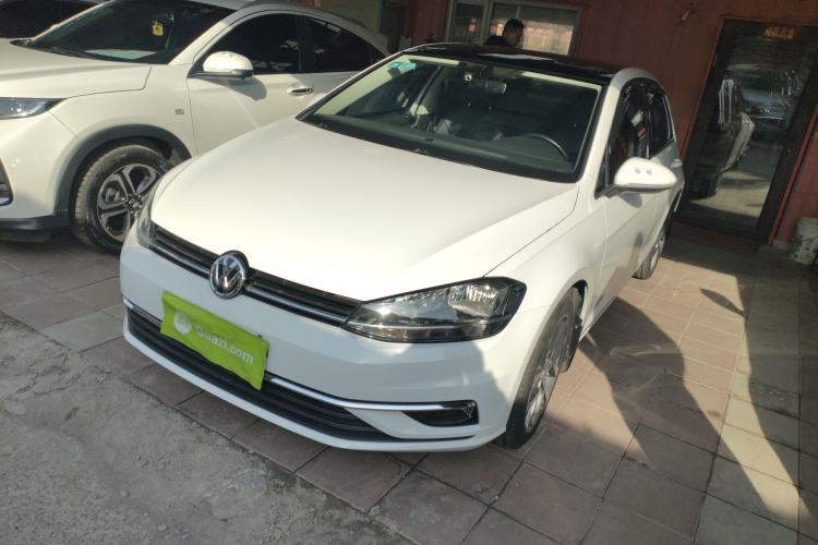 Used Volkswagen Golf 2018 230TSI Automatic Luxury Version