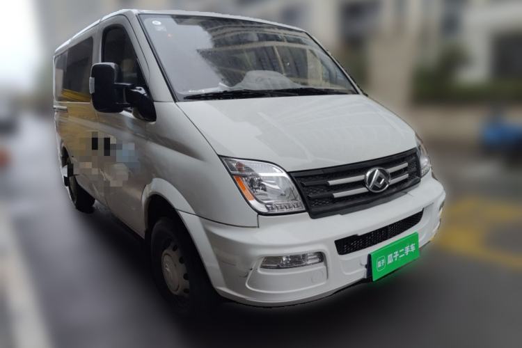Used SAIC MAXUS Xintu V80 2021 2.0T Manual Classic Aoyuntong Short Wheelbase Ultra-Low Roof 5/6-Seater
