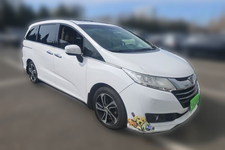 Used Honda Odyssey 2015 2.4L Smart Edition Front Right 45 Deg