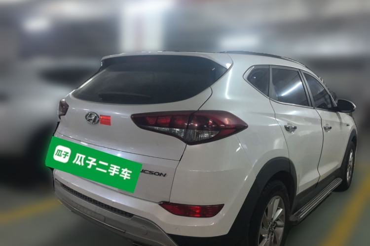 Used Hyundai Tucson 2015 1.6T Dual-Clutch Two-Wheel-Drive Smart Model Rear Right 45 Deg