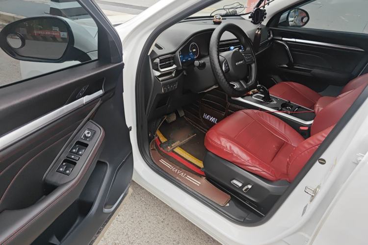 Used Haval F5 2020 1.5T DCT iXuan
