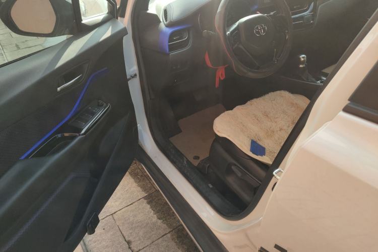 Used Toyota IZOA 2018 2.0L Yichi Version China VI Standard