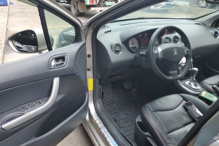 Used Peugeot 408 2013 2.0L Automatic Comfort Edition
